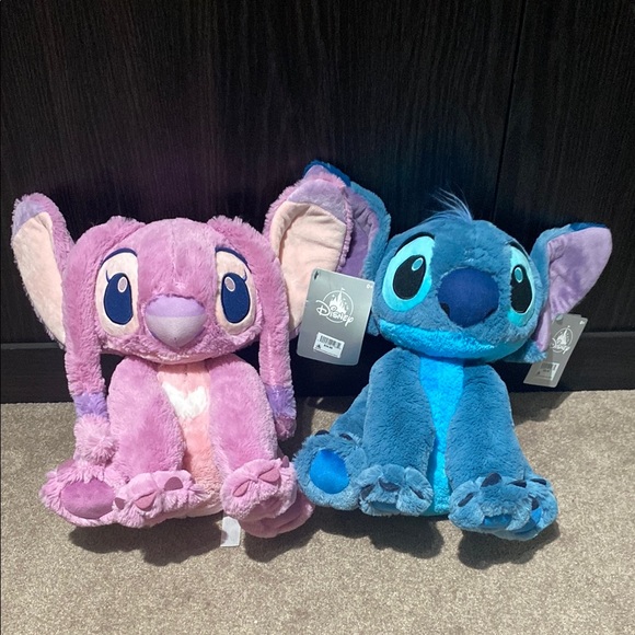 Disney Other - Disney Angel and Stitch plush set